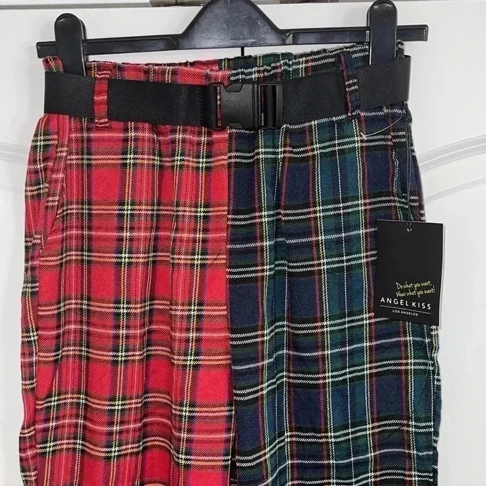Angel Kiss Plaid Joggers - Picture 5 of 13